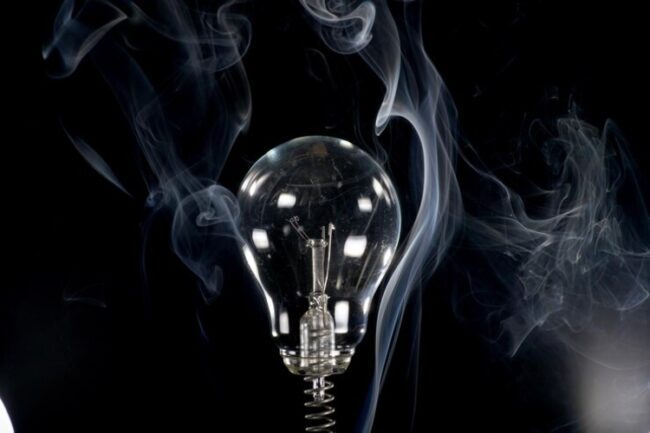 Common Electrical Problems: Light Bulbs and Recessed Lighting